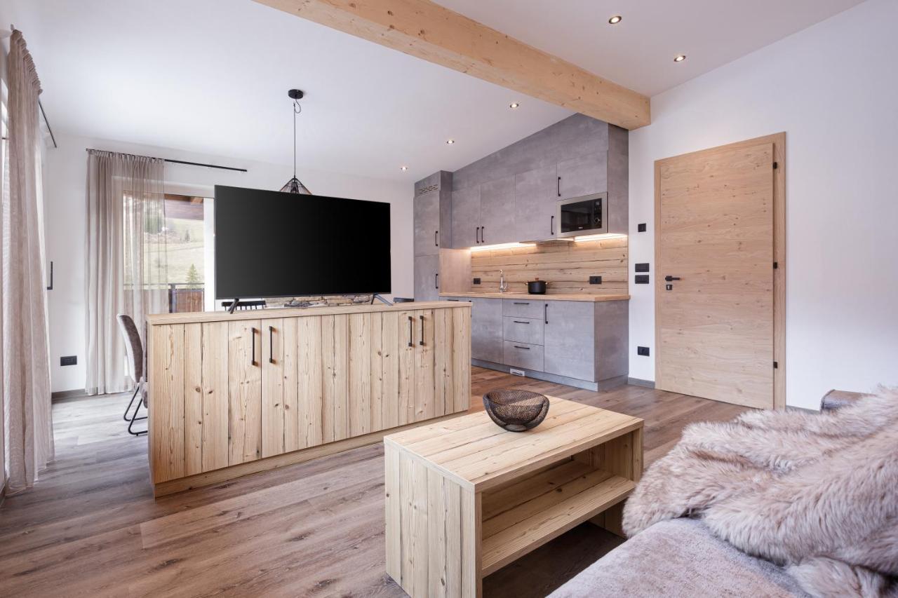 Apartments Pragser Wildsee Winklwiese Exterior foto